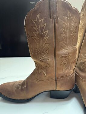 Ariat Tan Leather Western Embroidered Shaft Cowboy Boots
